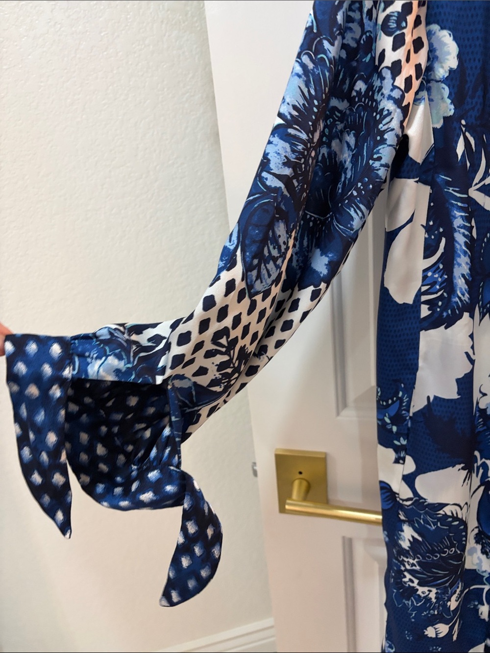 Chico's Navy and White Floral Tie-Sleeve Long Sleeve Dress - Picture 4 of 8